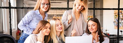 Девичники в лекционном формате Девичники в лекционном формате